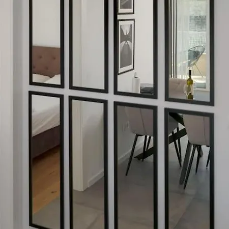 New Luce With Balcony And Free Parking