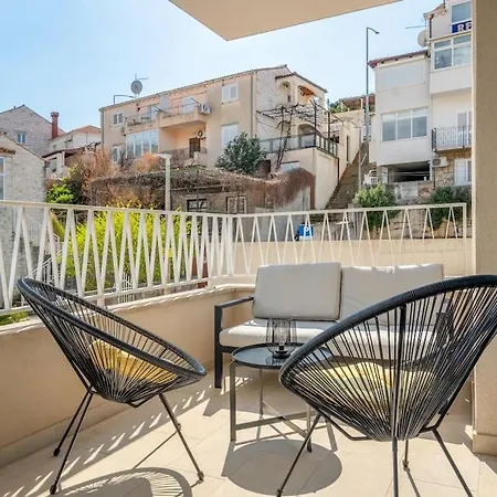New Luce With Balcony And Free Parking Apartment *