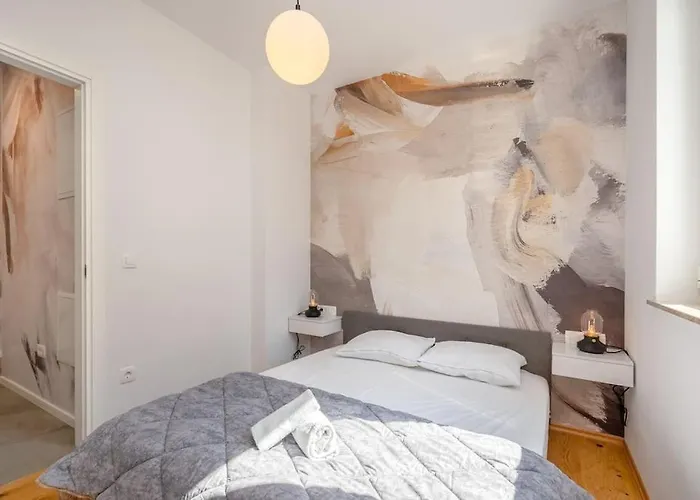 New Luce With Balcony And Free Parking *