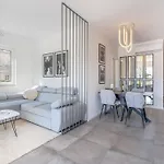 New Luce With Balcony And Free Parking Apartman Dubrovnik